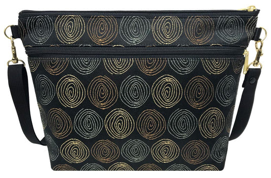 Large Zipper Purse Getty/Gravity