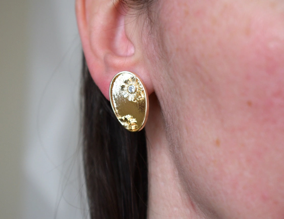 Daisy Dreams Earring