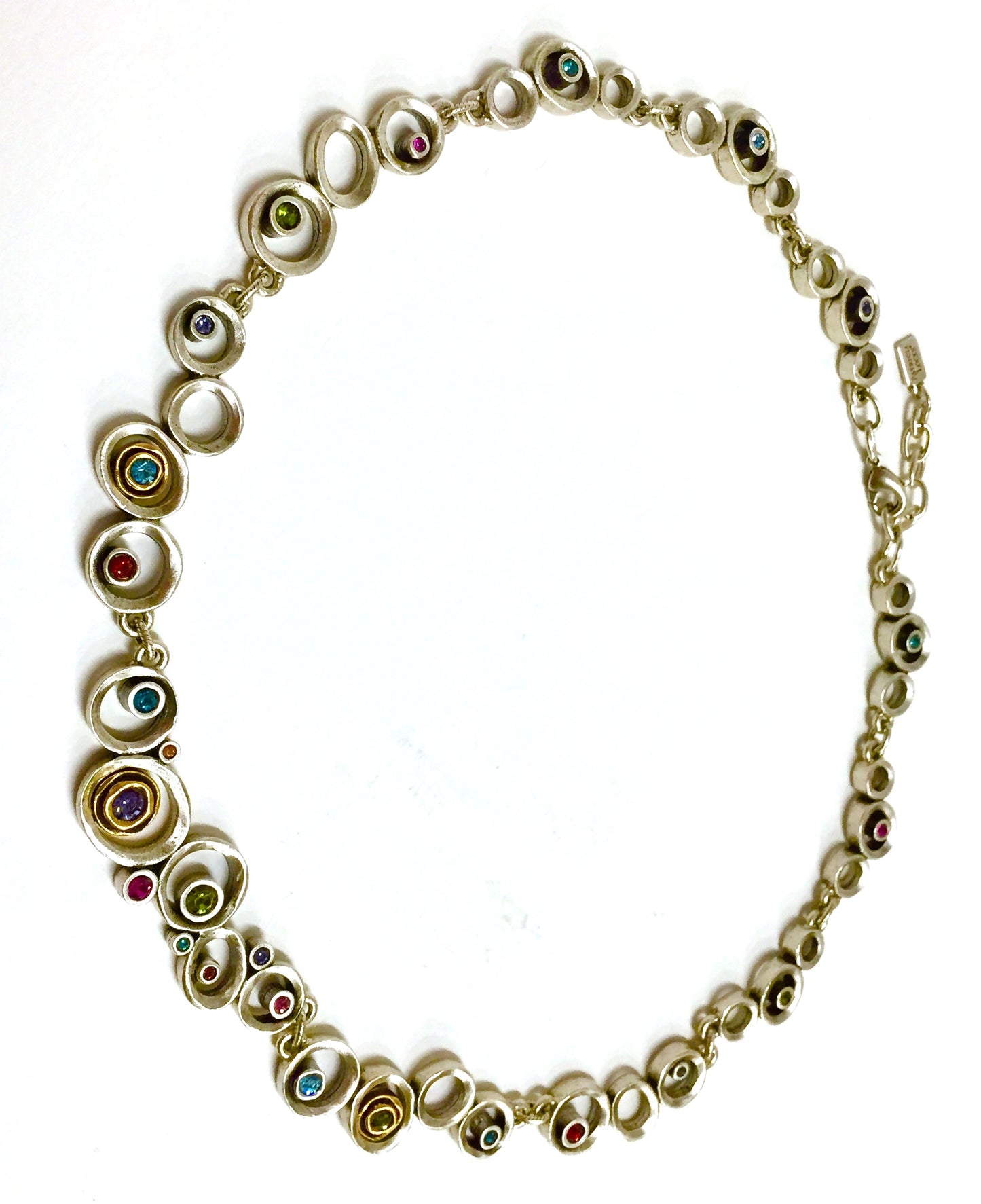Necklace Leapfrog in Fling