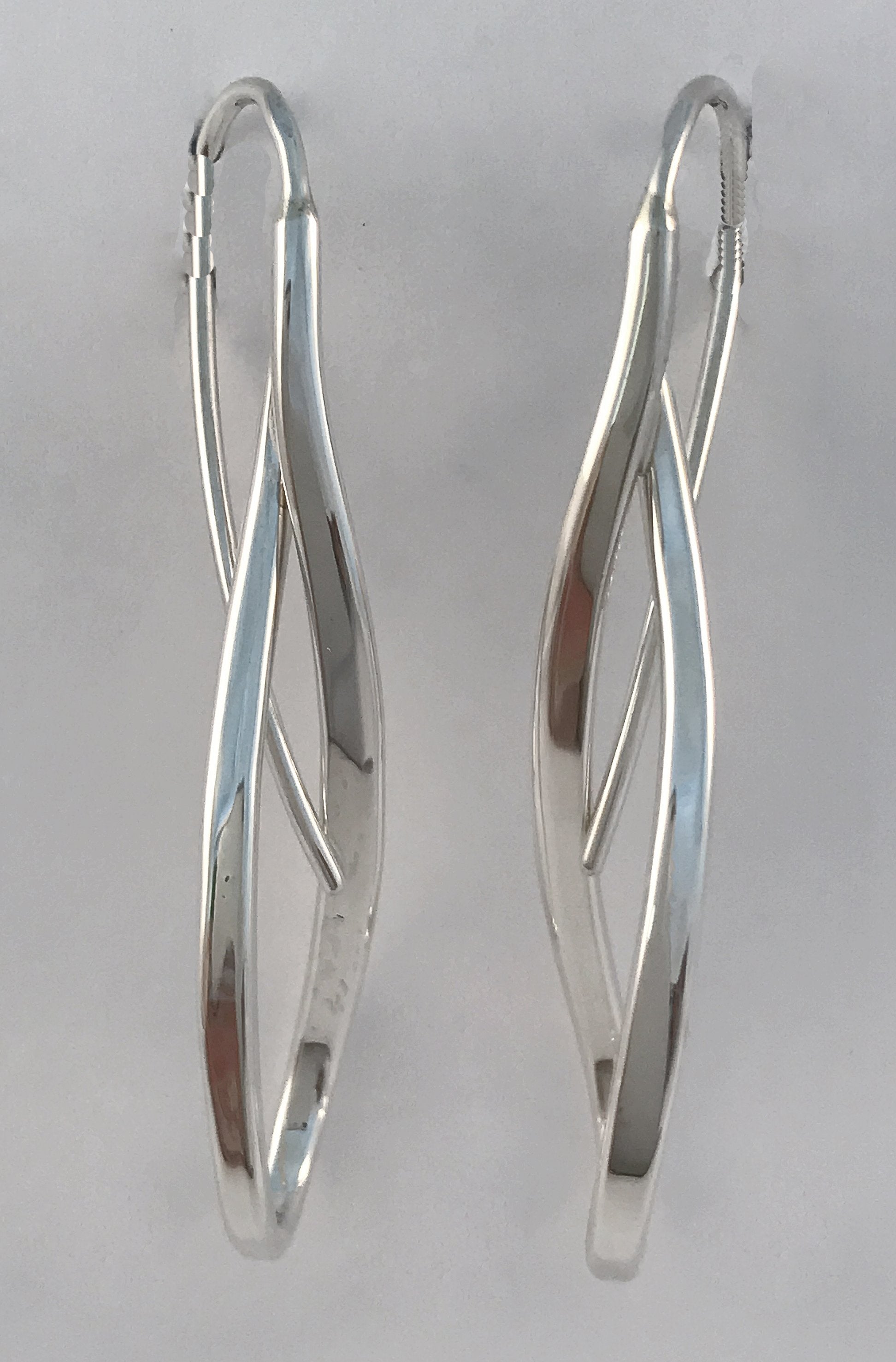Curvy French Back Earring