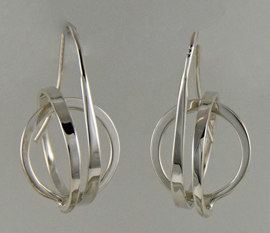 Twisted Circle Earrings With French Back