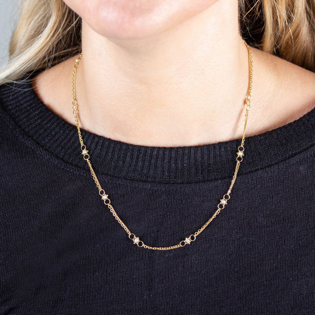 Whisper Chain Necklace in 18K Gold