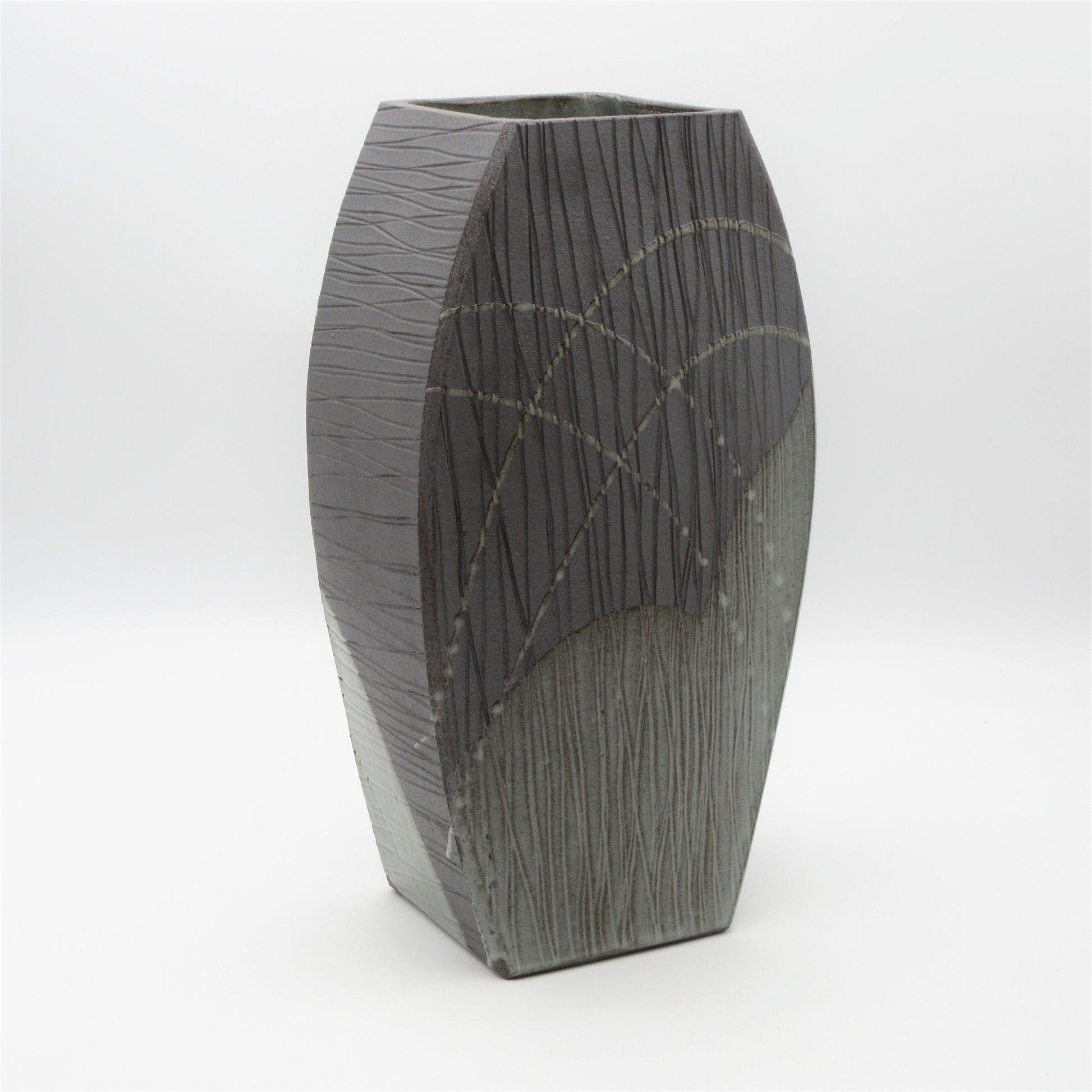 4 Sided Vase