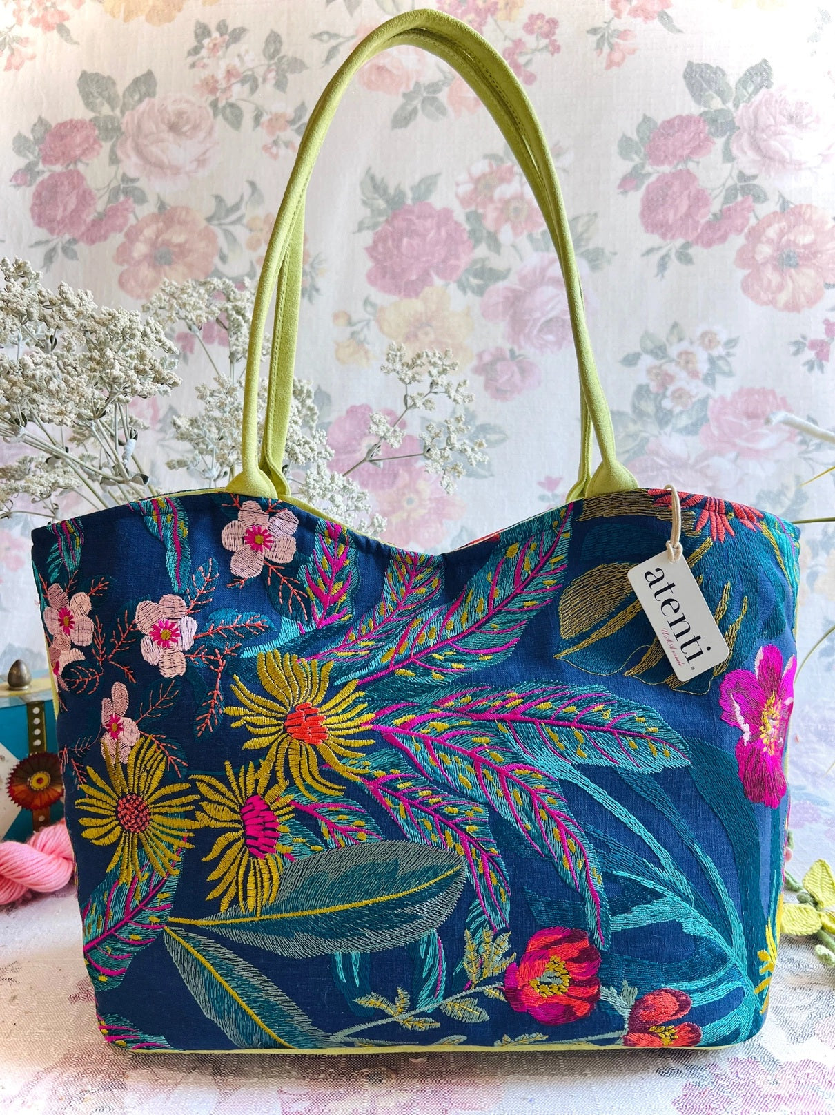 Flora Lolita Handbag with Pouch