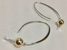 Load image into Gallery viewer, Earrings Thin Curve With Gold Ball