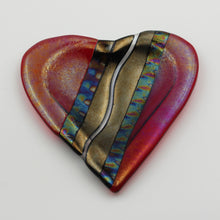Load image into Gallery viewer, Heart Dish, Red Classic Squiggle Center
