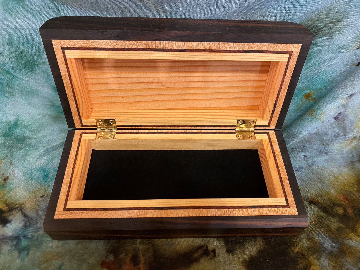 Box With Curly Maple Lid