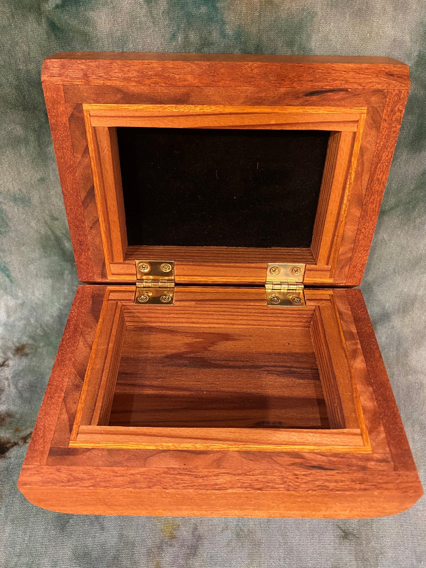 Box With Curly Maple Lid