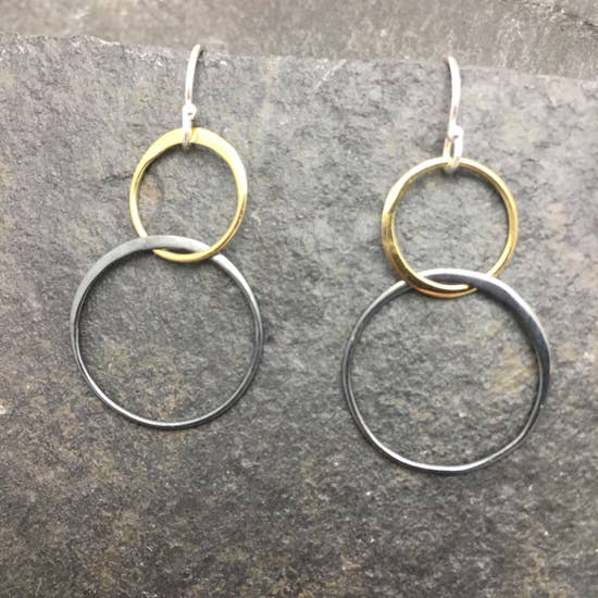 Interlocking Circle Earrings