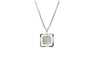 Zenith Necklace Pearl