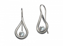 Load image into Gallery viewer, Mana Earring Sterling Silver &amp; Pearl