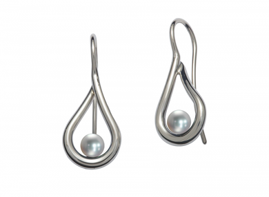 Mana Earring Sterling Silver & Pearl
