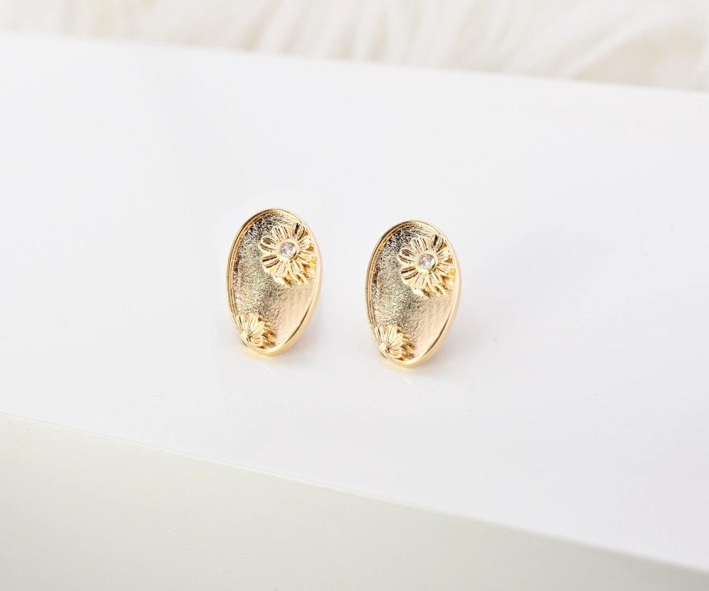 Daisy Dreams Earring