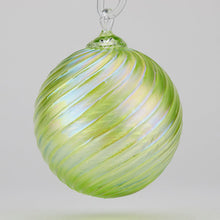 Load image into Gallery viewer, Evergreen Twist