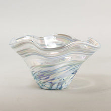 Load image into Gallery viewer, Snowflake Twist Bowl
