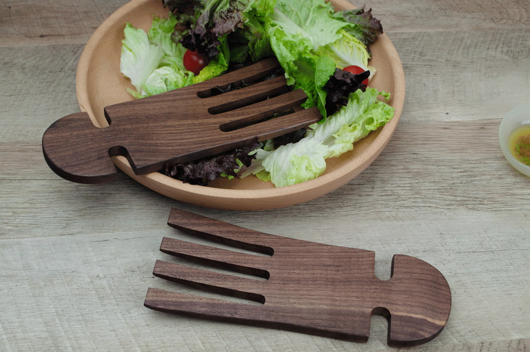 Salad Hands, Walnut 9 in