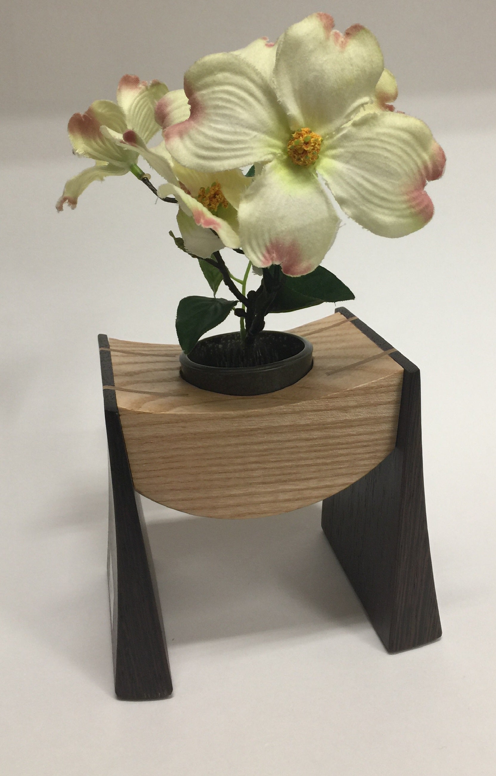 Ikabana Vase in Wenge and Maple