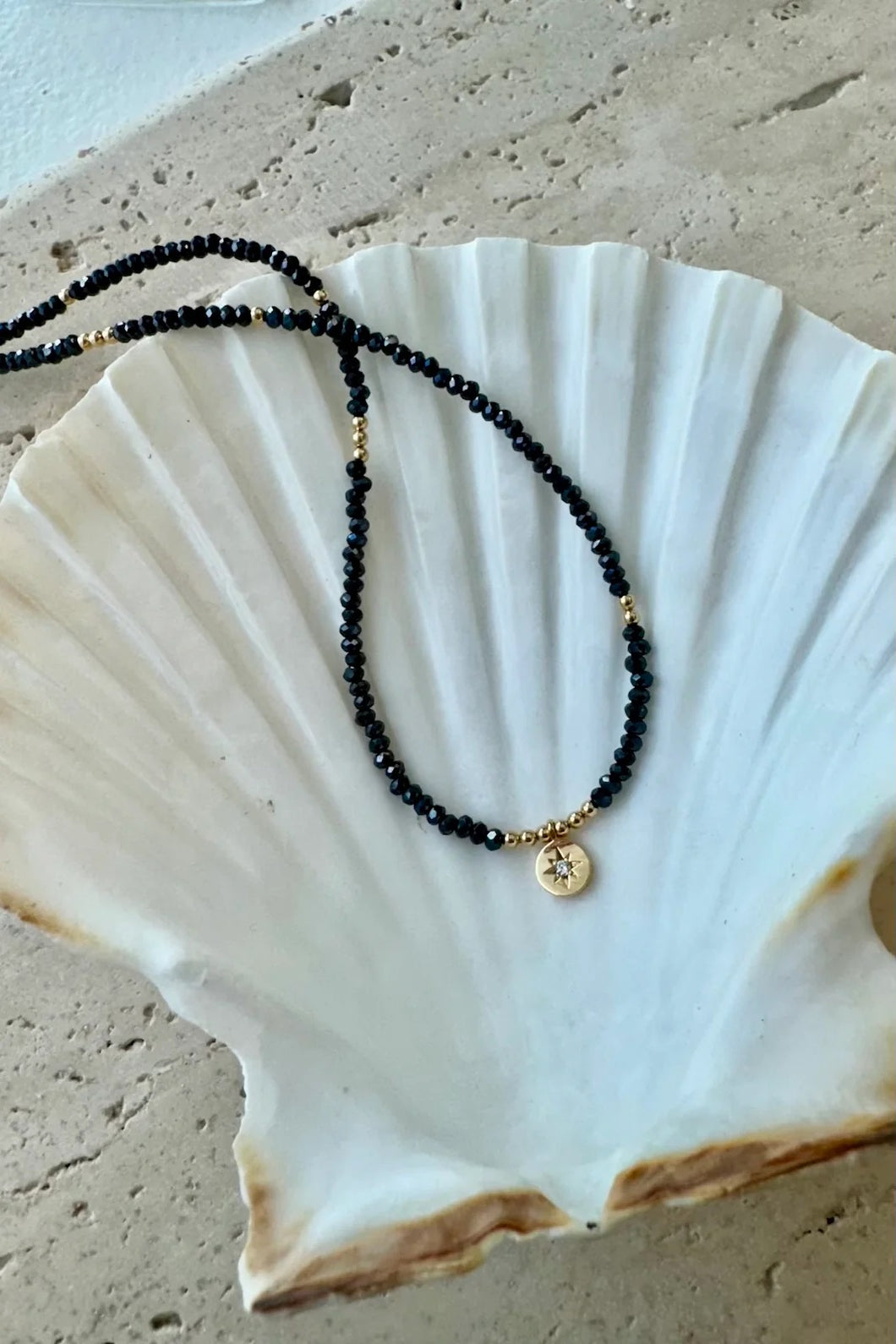 Hematitie Beaded Star Medallion Necklace
