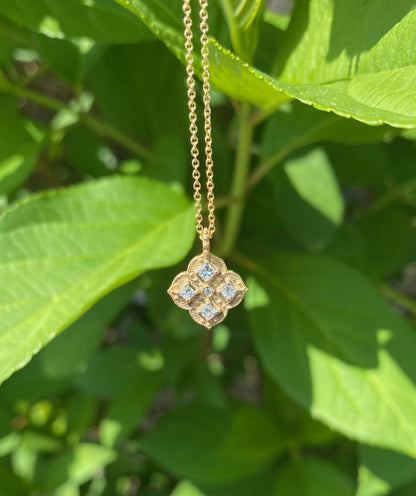 14K MUSE DIAMOND NECKLACE