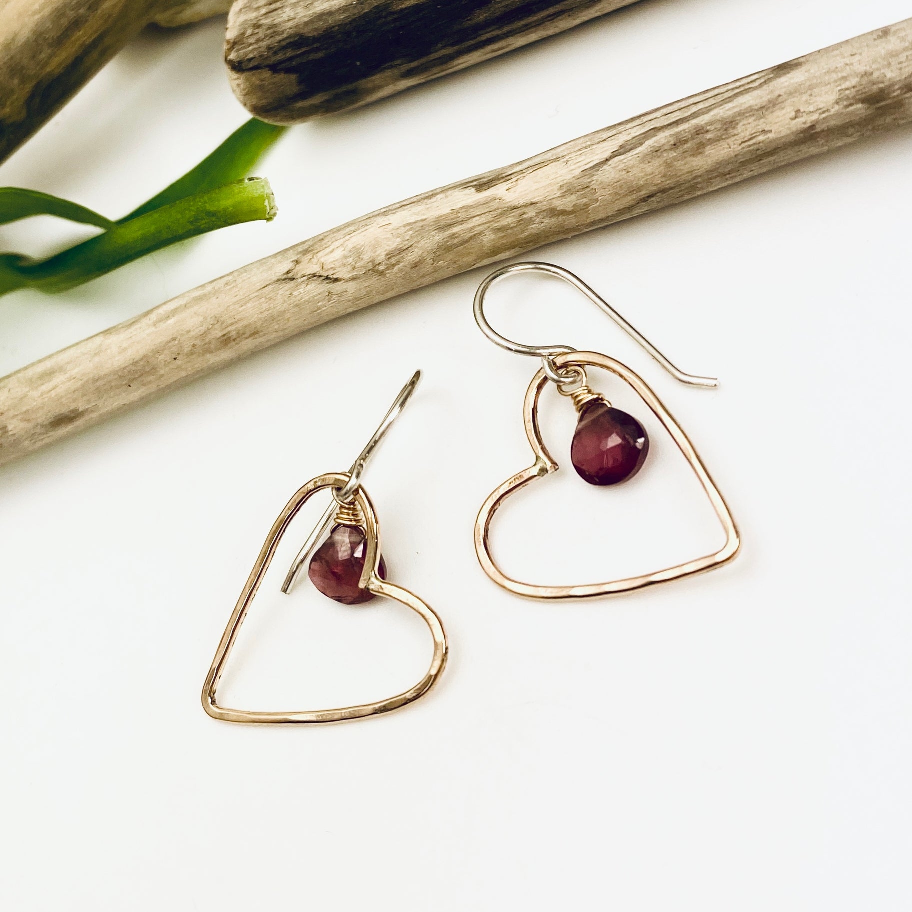 Rhodolite Garnet Heart Earring