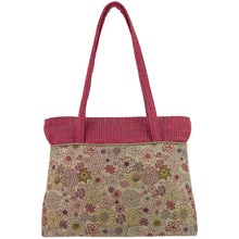 Load image into Gallery viewer, Boxcar Purse in Cool Pink