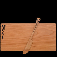Load image into Gallery viewer, Sunbeam Cheese Board and Spreader
