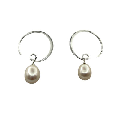 White Pearl Earring in Silver