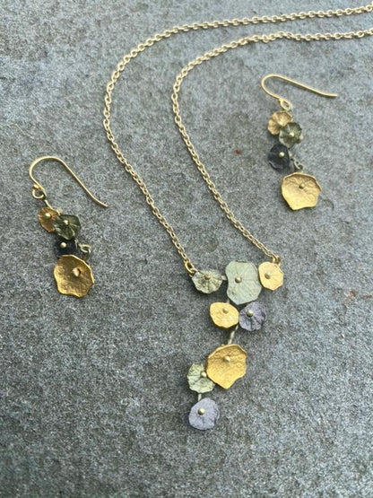 Nasturtium 16" Dainty Pendant