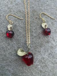 Delicious Apple Earrings Wire