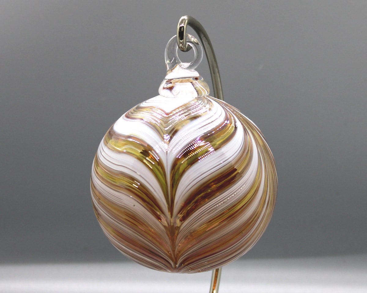 Feather Ornament White Gold