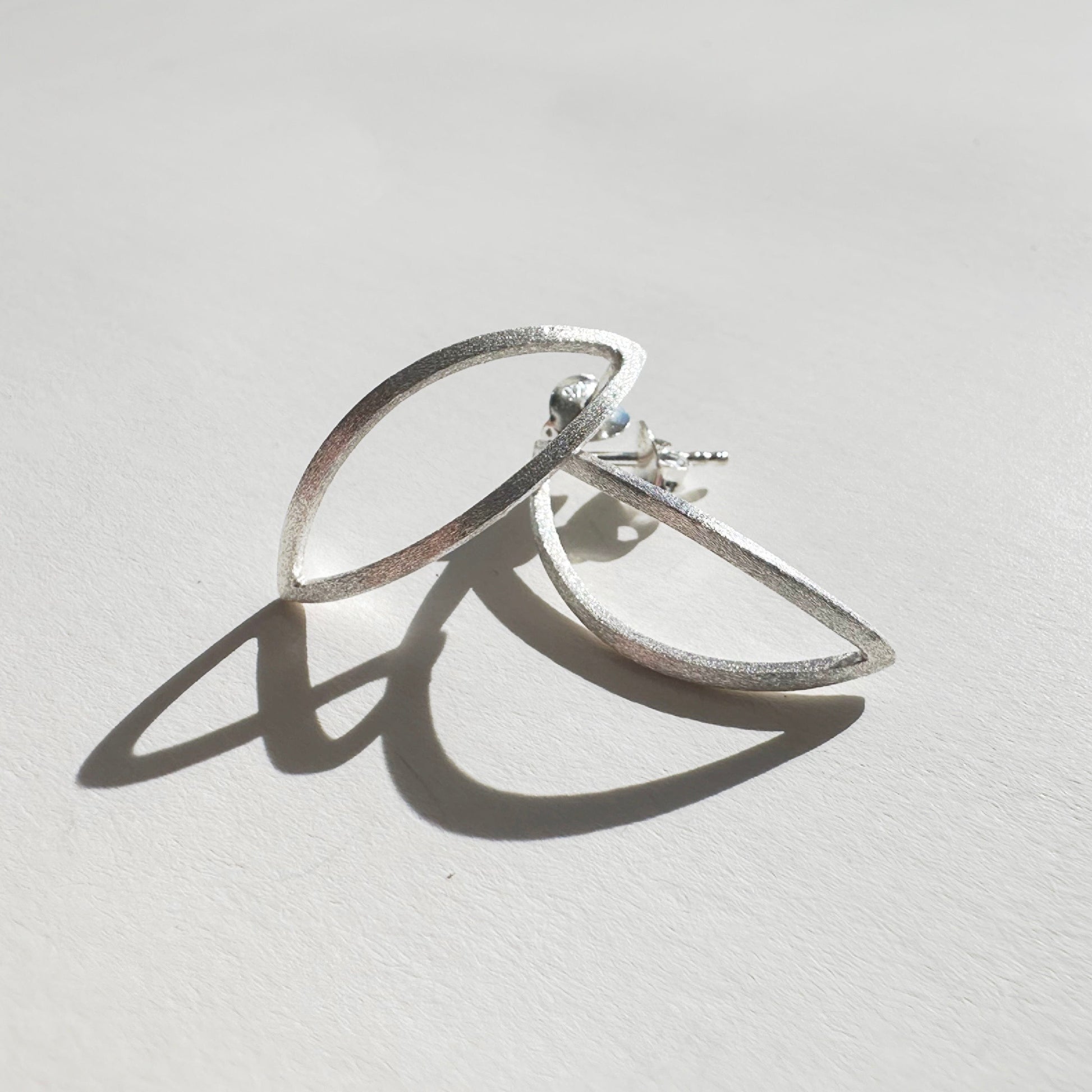 Gianna Curved Stud Earrings