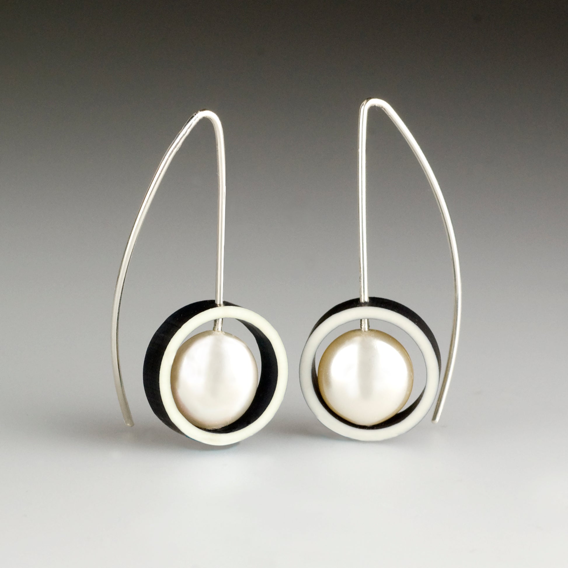 Round Swarovsky Pearl on Silver Wire