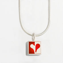 Load image into Gallery viewer, Mini Heart Necklace With 18 Inch Chain