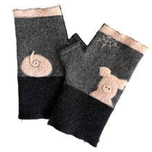 Load image into Gallery viewer, Fingerless, One Fine Pig
