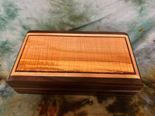 Load image into Gallery viewer, Box With Curly Maple Lid