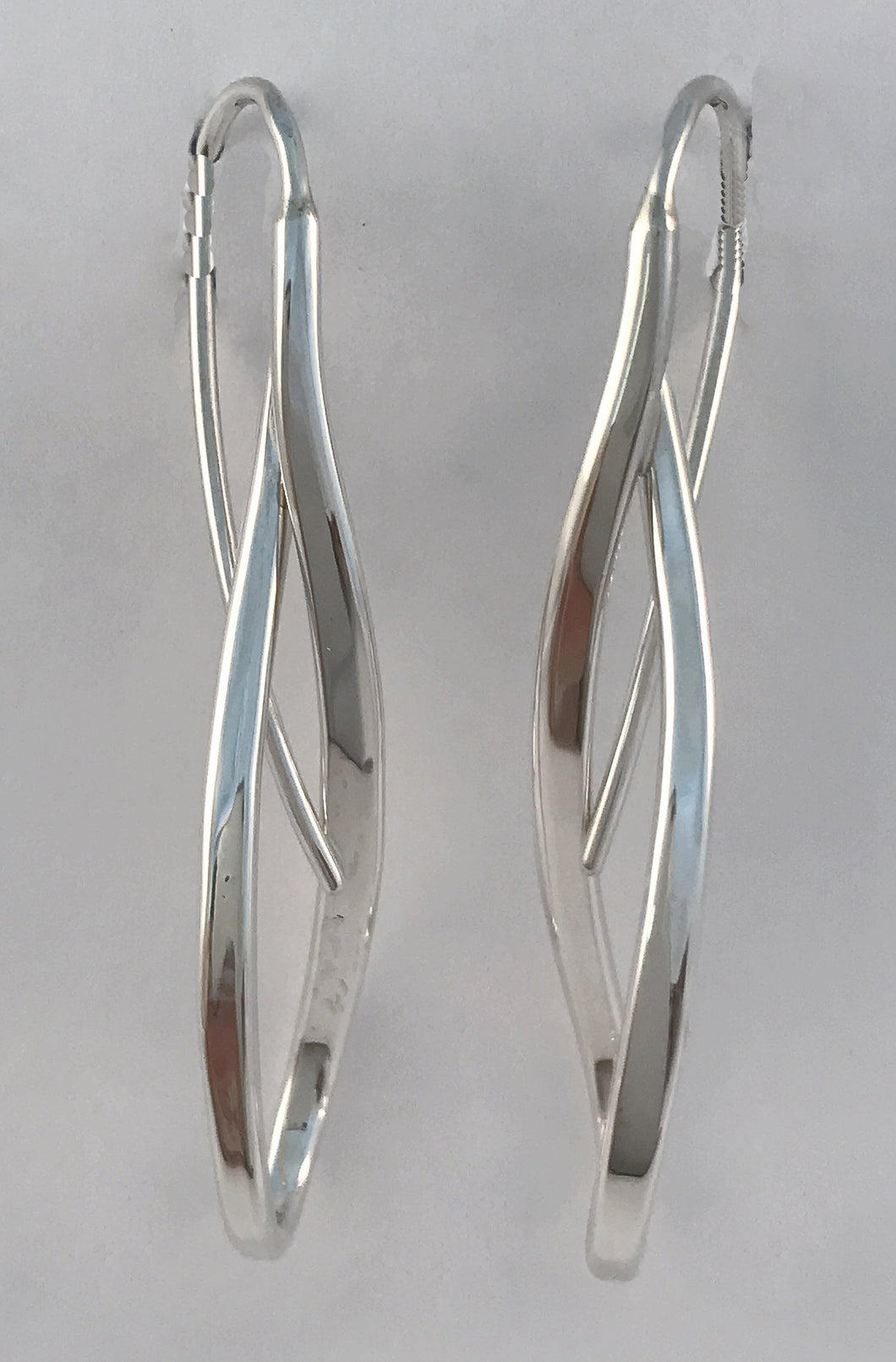 Curvy French Back Earring