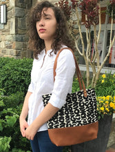 Load image into Gallery viewer, Mod Canvas Bag With Leather Bottom