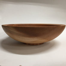 Load image into Gallery viewer, Wo Bowl With Feathering Design