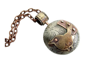 Wren Pendant Necklace