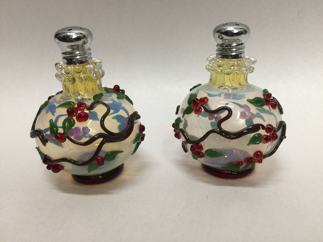 Salt and Pepper Shakers, Cherries On A Branch