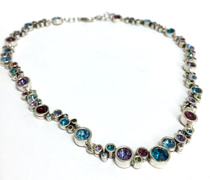 Necklace Circle Ovation in Waterlilly