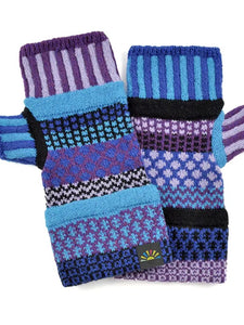 Fingerless Mittens in Raspberry