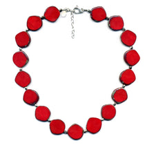 Load image into Gallery viewer, Full Circle Glass Bead Necklace Red
