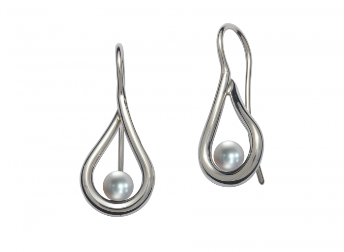 Mana Earring Sterling Silver & Pearl