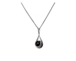 Captivating Pendant Onyx